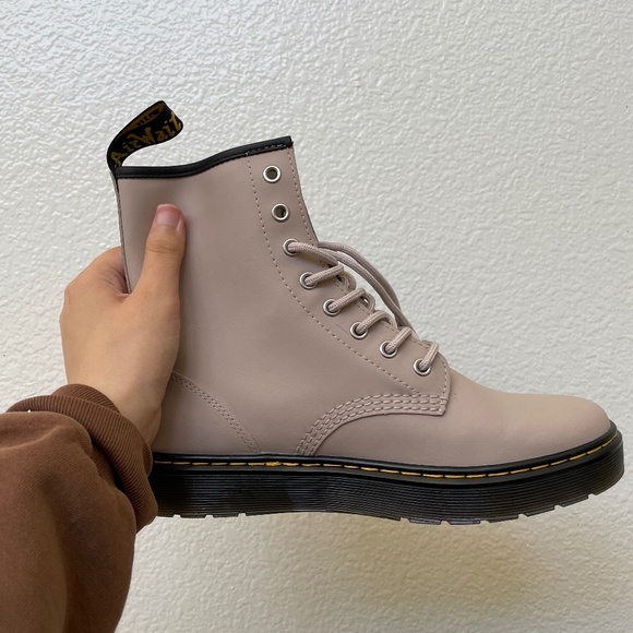 Doc Martens ‘ZAVALA’ Boots - Picture 1 of 2